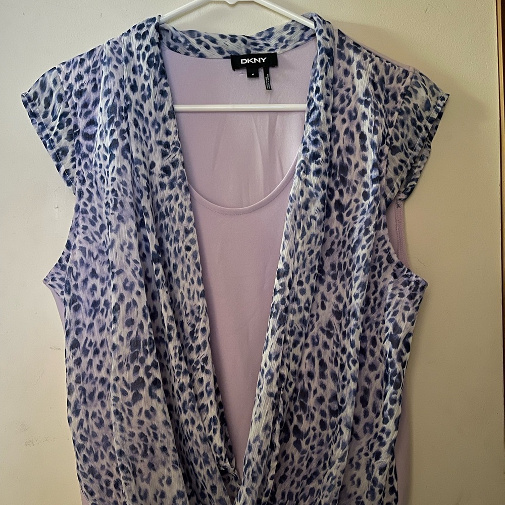 Short sleeve DKNY blue and purple blouse